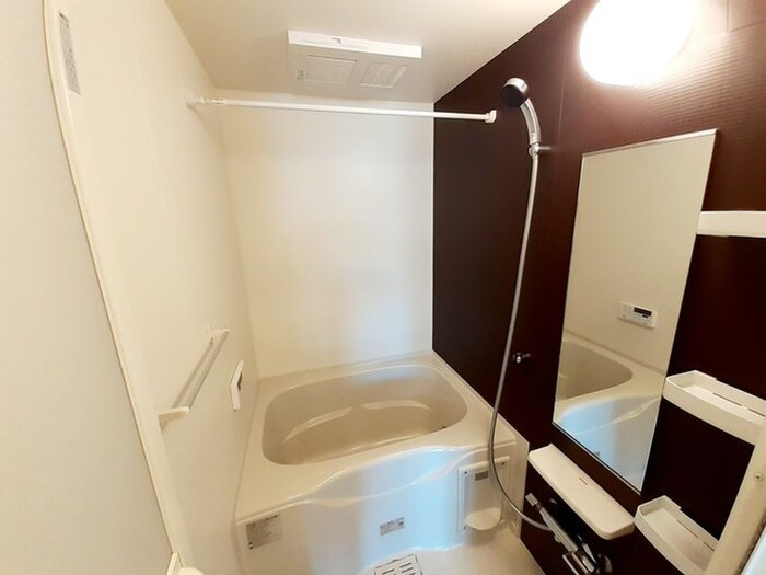 物件内観写真8　(バス／シャワールーム等)