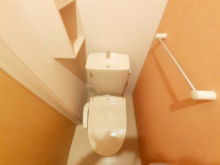 物件内観写真10　(トイレ)