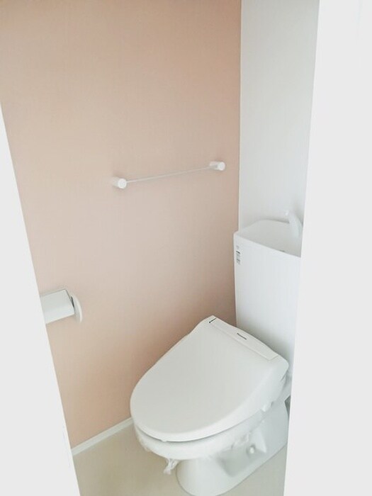 物件内観写真11　(トイレ)