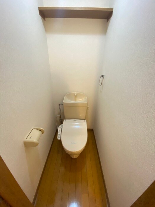 物件内観写真12　(トイレ)