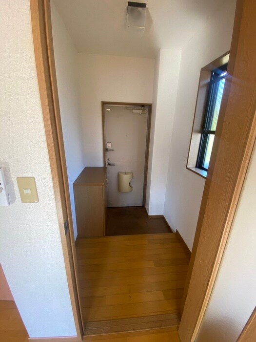 物件内観写真21　(廊下)