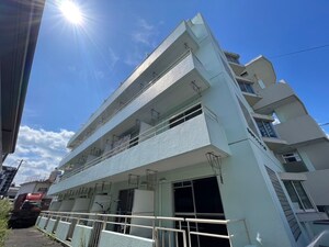 平和マンション上杉外観写真