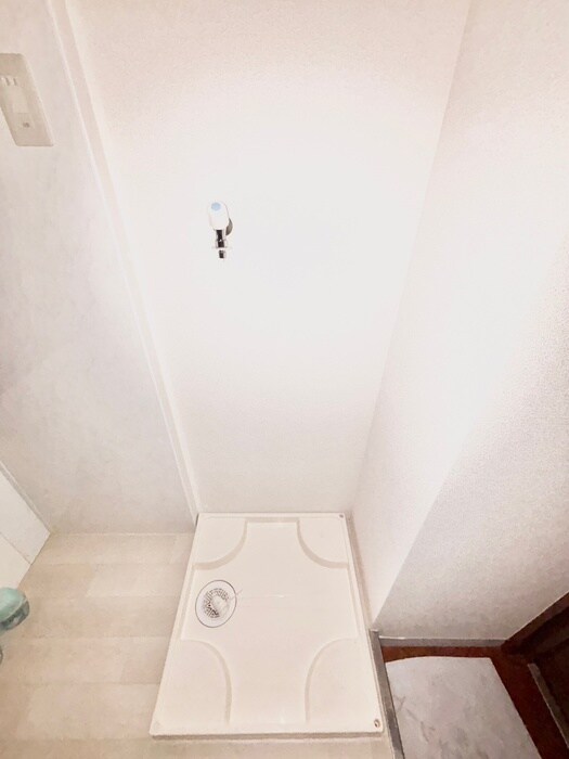 物件内観写真14　(洗濯機置場)