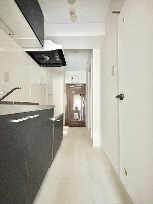 物件内観写真15　(廊下)