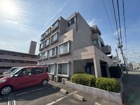 ＢｅｌｌＣｉｔｙイズミ外観写真