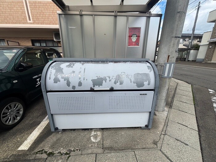 物件外観写真6　(建物設備)