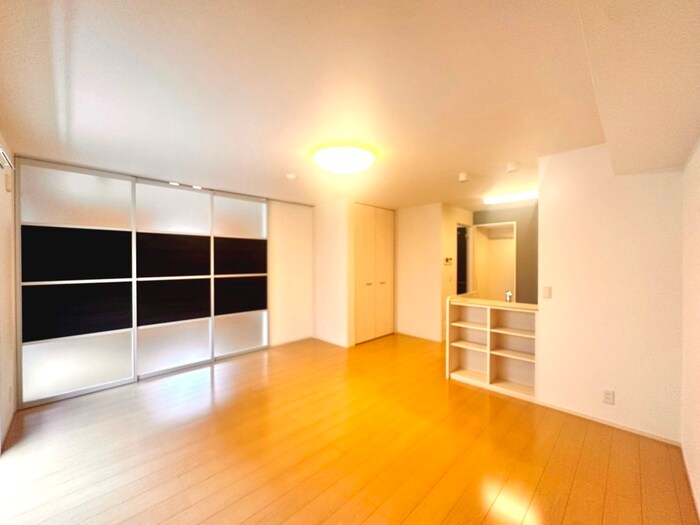 物件内観写真9　(居室)