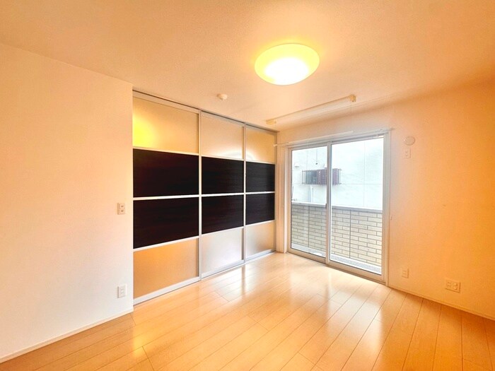 物件内観写真11　(居室)