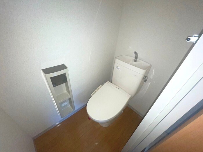 物件内観写真11　(トイレ)