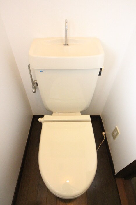 物件内観写真14　(トイレ)