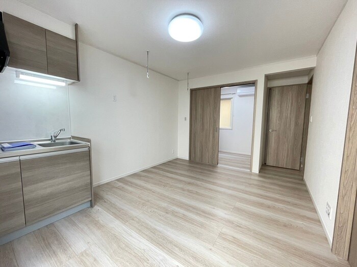 物件内観写真8　(居室)