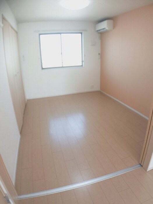 物件内観写真5　(居室)