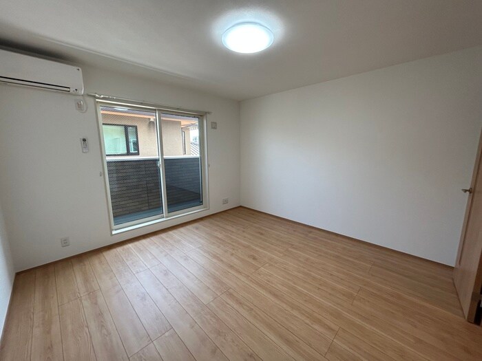 物件内観写真7　(居室)