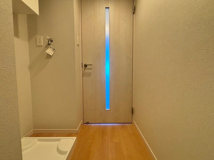 物件内観写真19　(廊下)