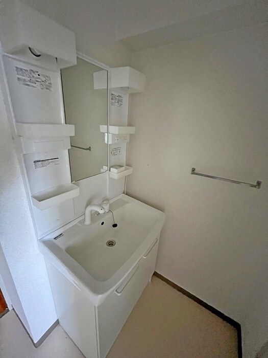 物件内観写真10　(洗面)