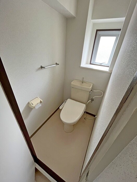物件内観写真12　(トイレ)