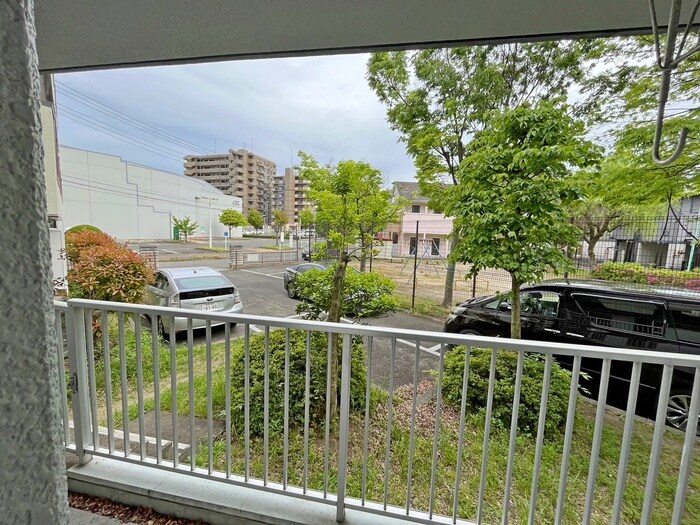 物件内観写真19　(室内からの展望)