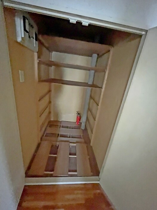 物件内観写真22　(収納)