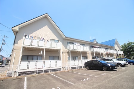 カーサあだち２号外観写真