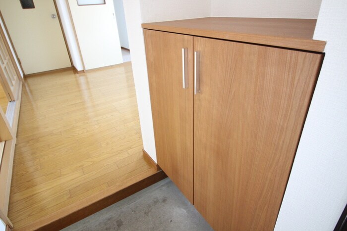 カーサあだち２号の靴箱