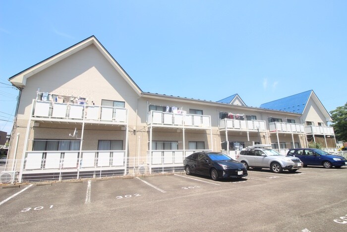 物件外観写真3　(外観写真)