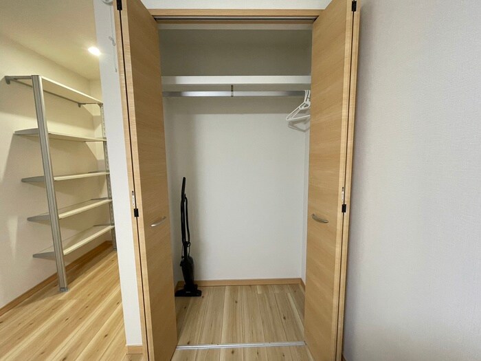 物件内観写真9　(収納)