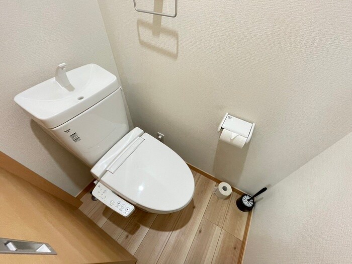 物件内観写真10　(トイレ)