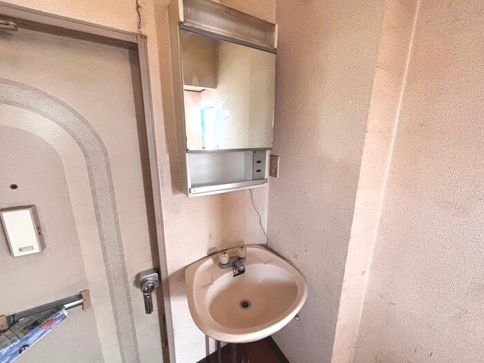 物件内観写真11　(洗面)