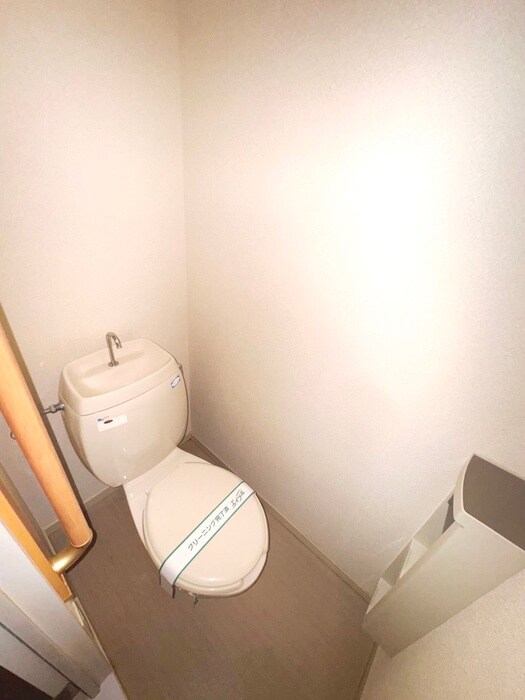 物件内観写真11　(トイレ)