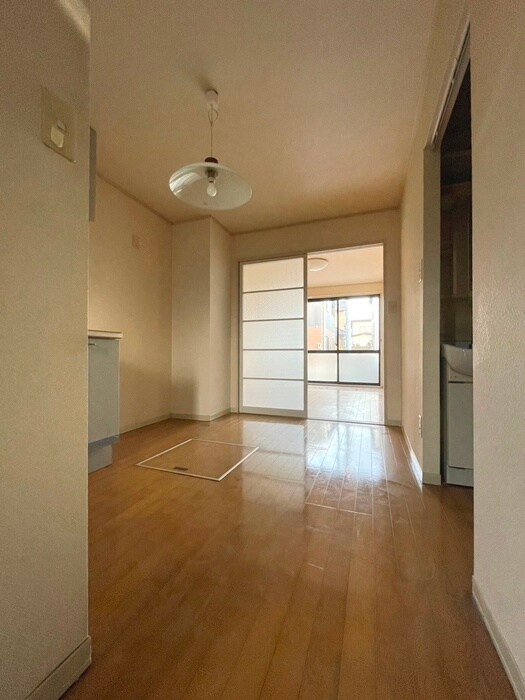 物件内観写真16　(廊下)