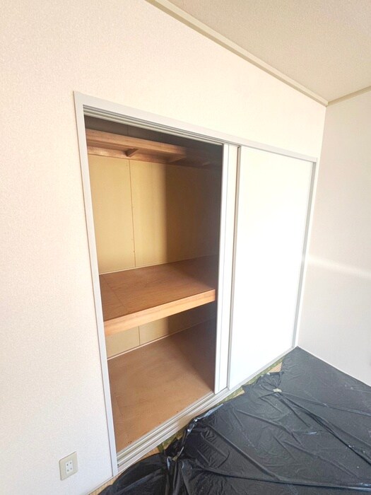 物件内観写真18　(収納)