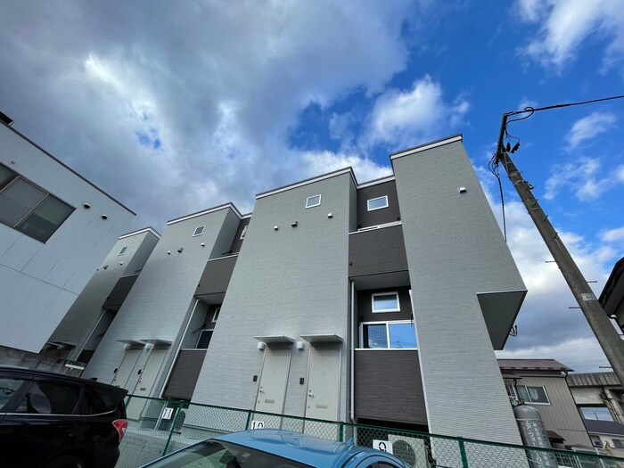 物件外観写真1　(外観写真)