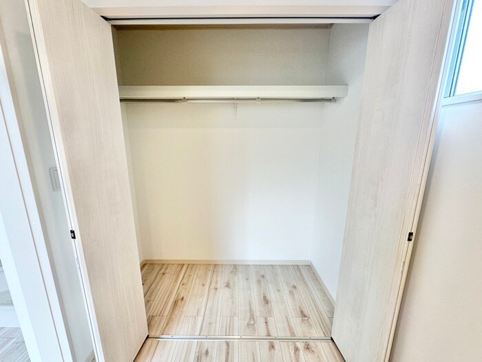 物件内観写真10　(収納)