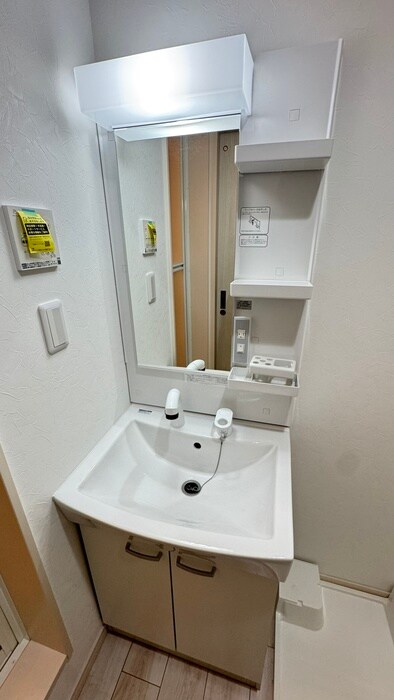 物件内観写真13　(洗面)