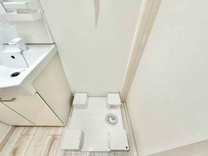 物件内観写真15　(洗濯機置場)