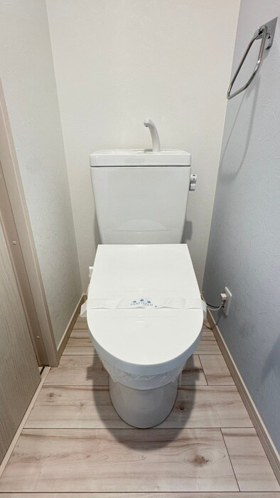 物件内観写真15　(トイレ)