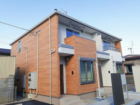 メゾンコリーナ外観写真