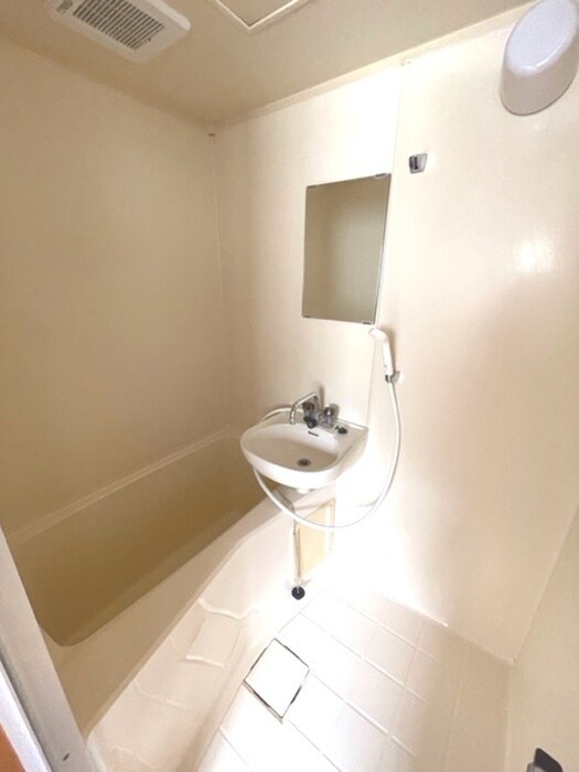 物件内観写真9　(バス／シャワールーム等)