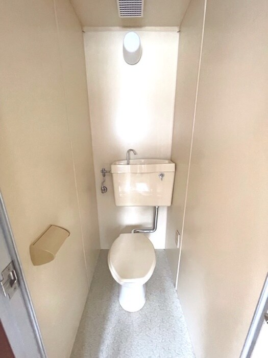 物件内観写真11　(トイレ)