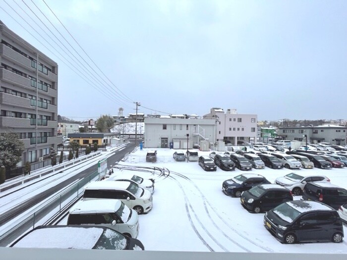 物件内観写真15　(室内からの展望)