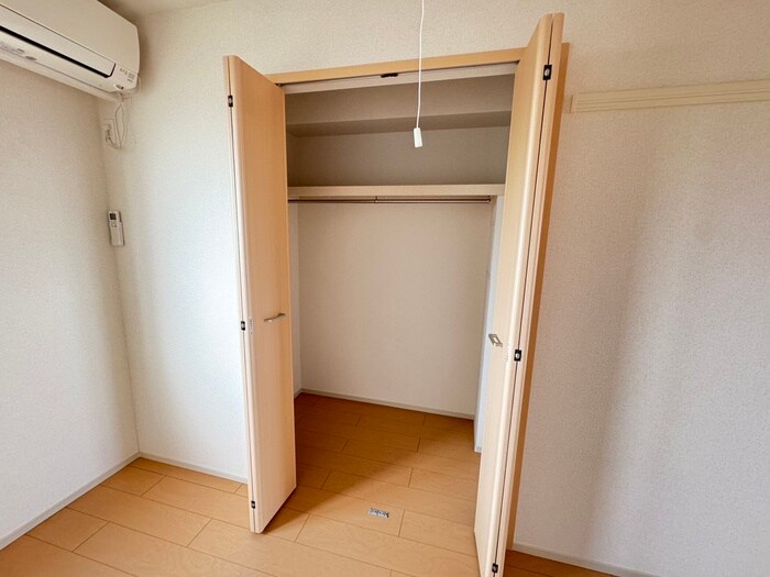 物件内観写真13　(収納)