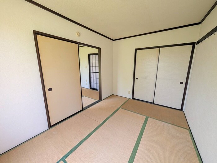 物件内観写真8　(居室)