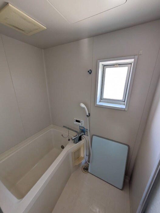 物件内観写真12　(バス／シャワールーム等)