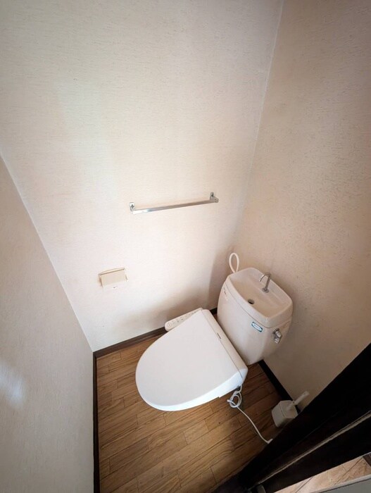 物件内観写真14　(トイレ)