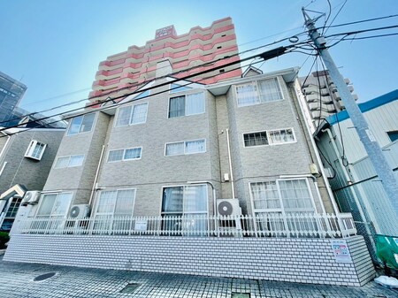 ホワイトキャッスル２１番館外観写真