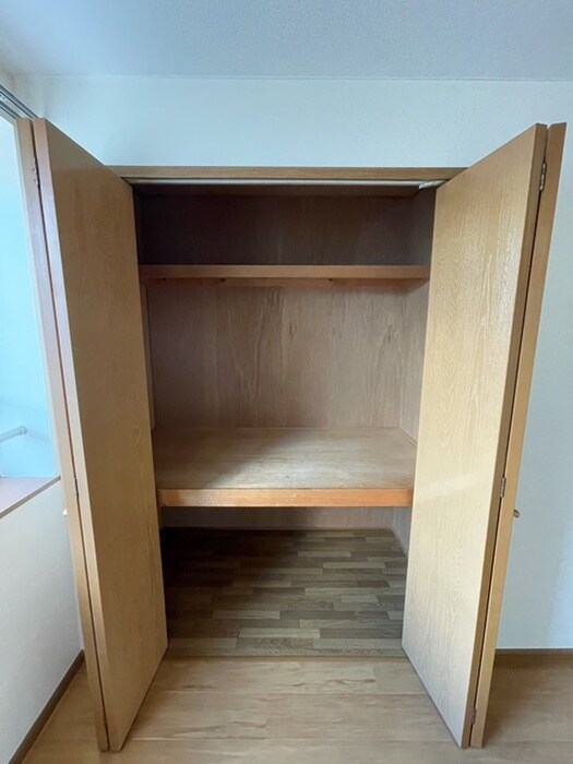 物件内観写真12　(収納)