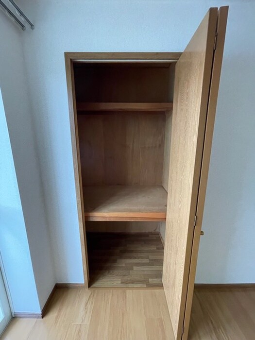 物件内観写真21　(収納)