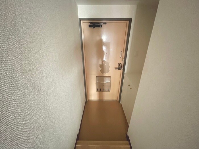 物件内観写真22　(玄関)