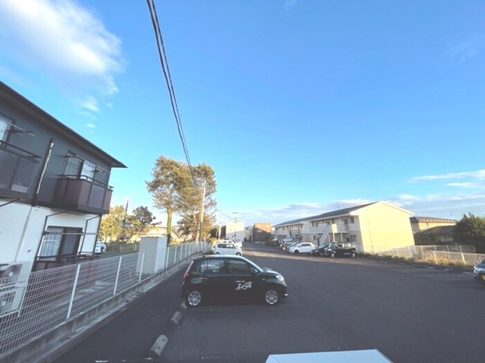 物件内観写真16　(室内からの展望)