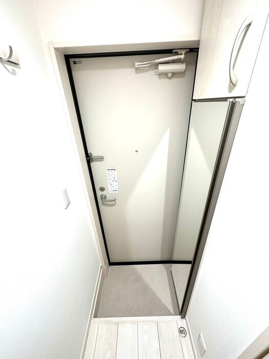 物件内観写真15　(玄関)